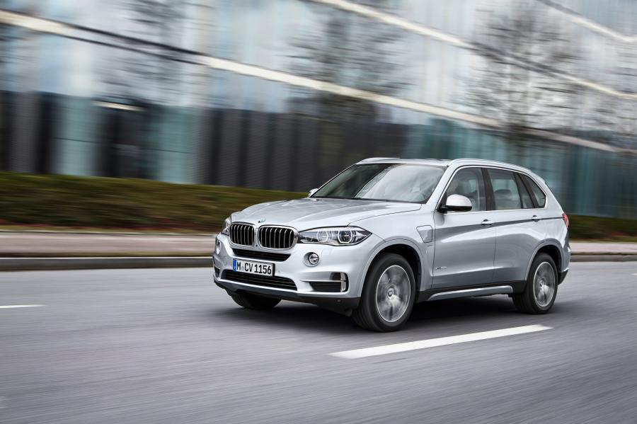  BMW X5 xDrive40e 2015 года  (фото 6 из 61)